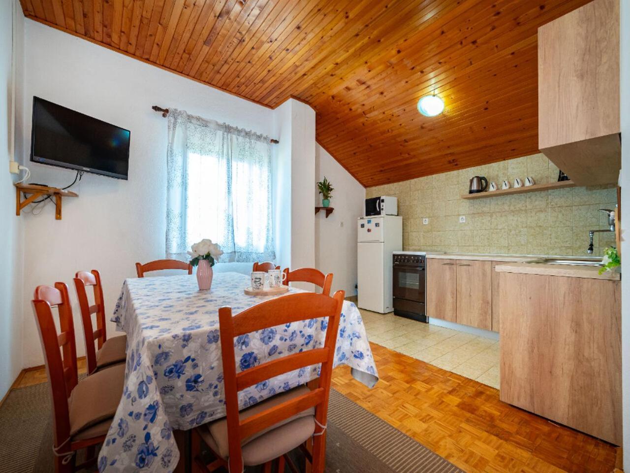 Apartment Sime Нін Екстер'єр фото